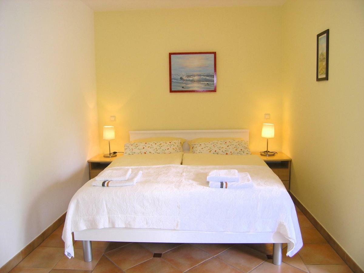 Apartments Kristina Krk Town Zewnętrze zdjęcie
