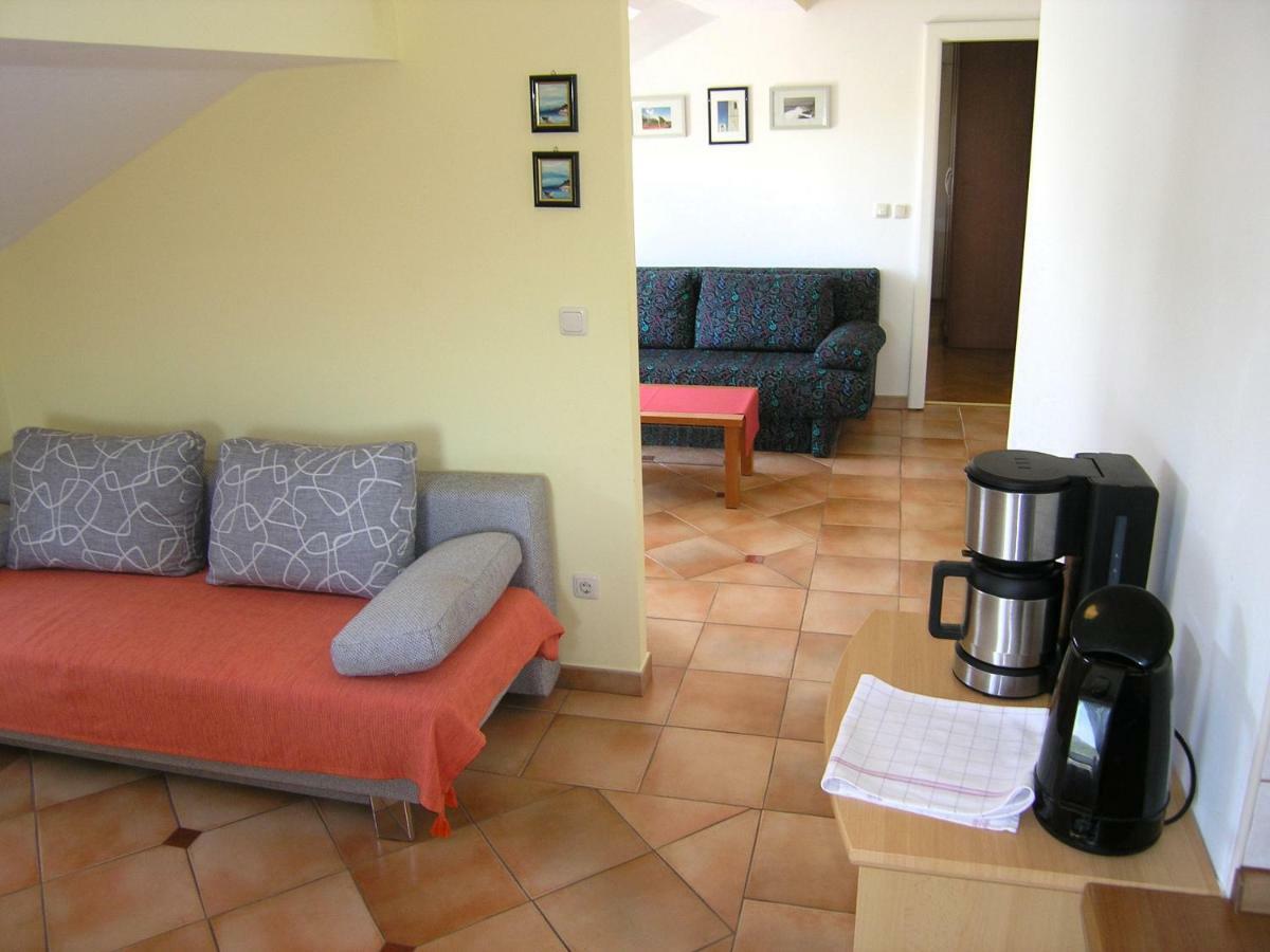 Apartments Kristina Krk Town Zewnętrze zdjęcie