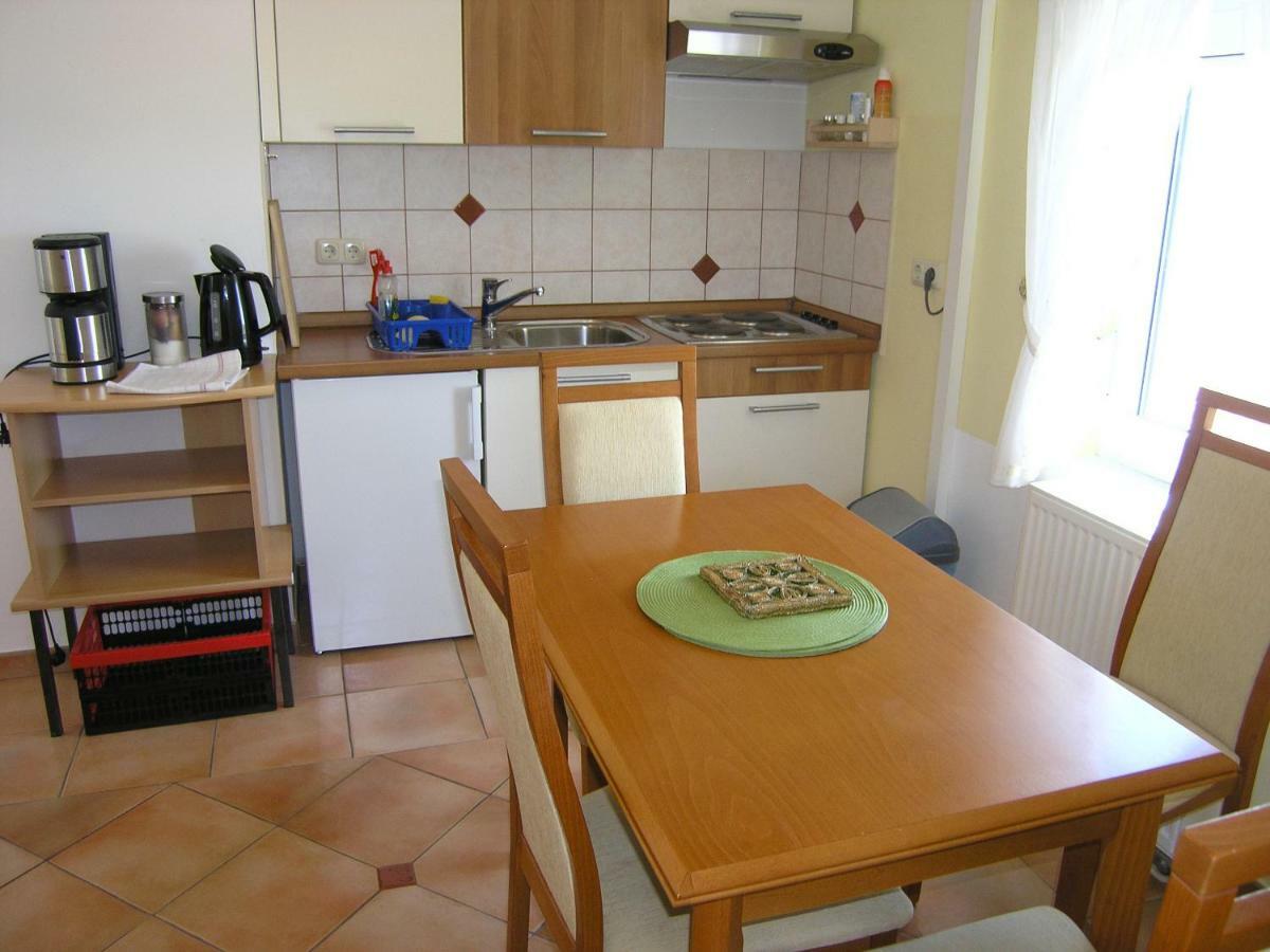 Apartments Kristina Krk Town Zewnętrze zdjęcie